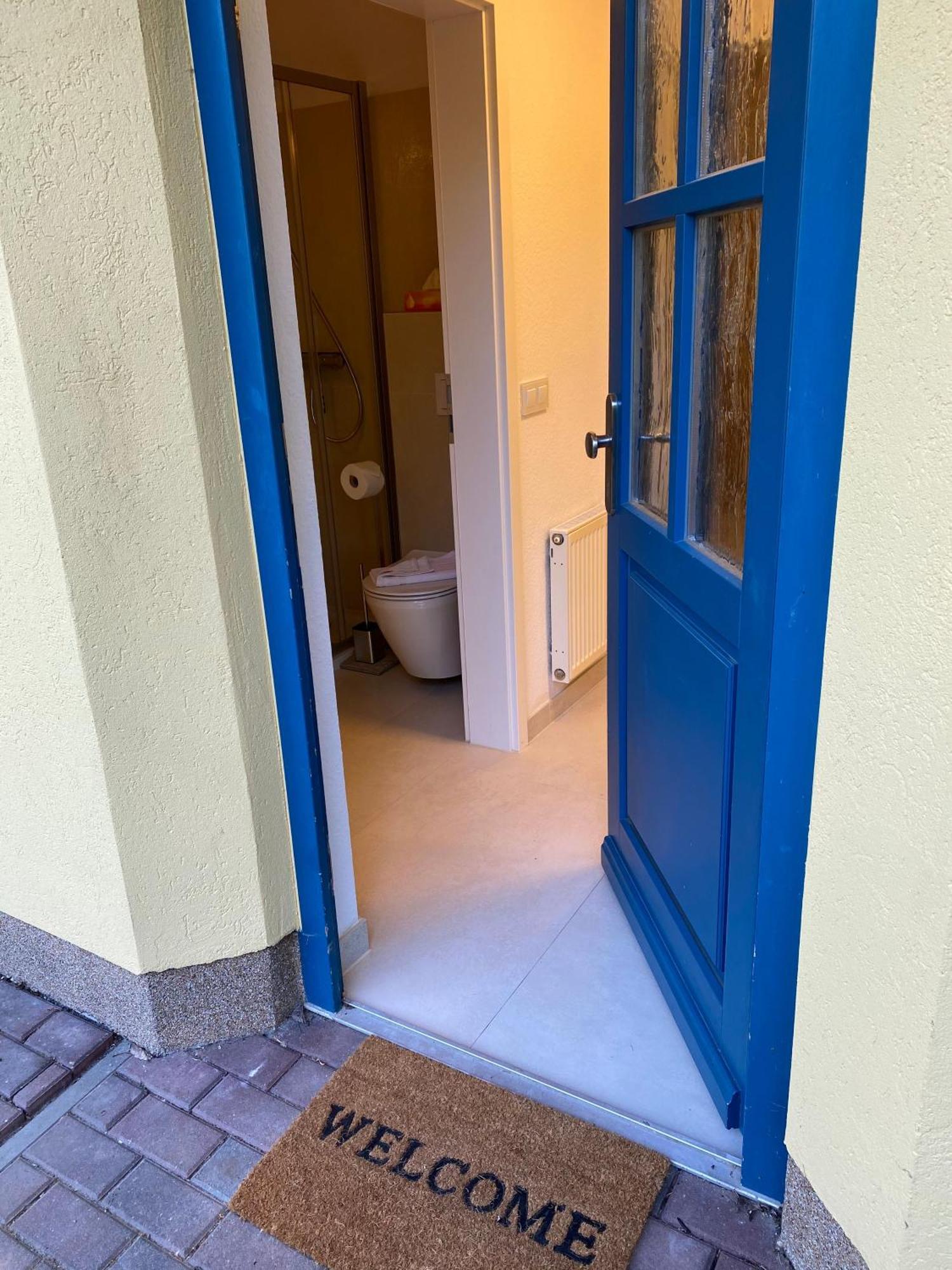 Familienfreundliches Reetdachhaus Weissdorn 2 Villa Puddemin Exterior foto